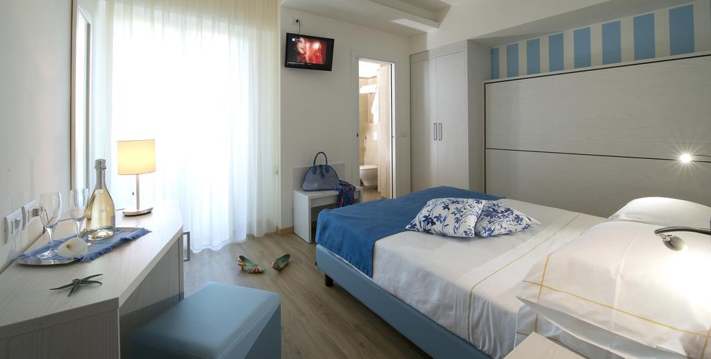Imperial 3*