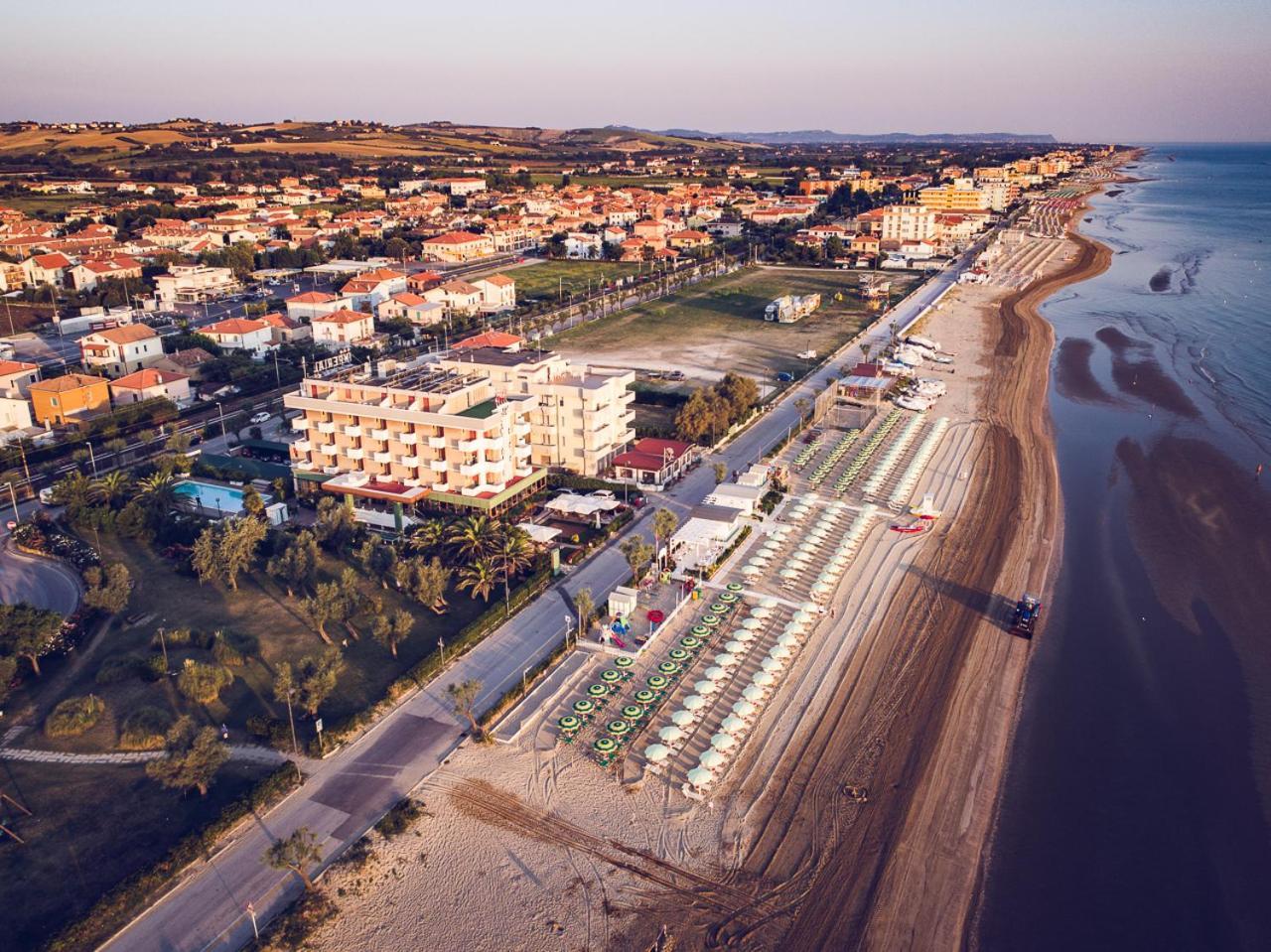 Imperial Hotel Marotta