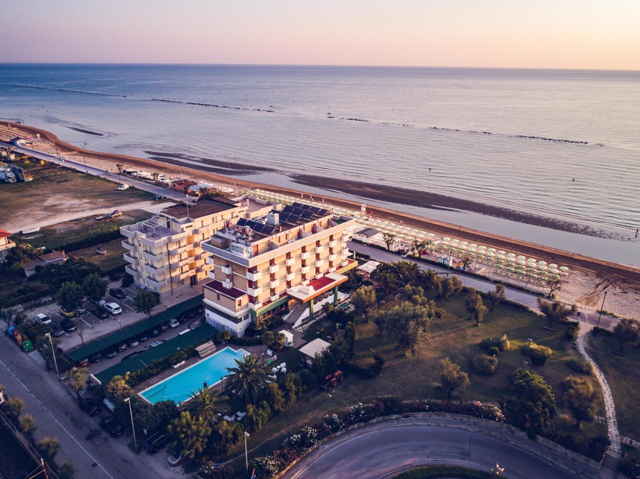 Imperial Hotel Marotta
